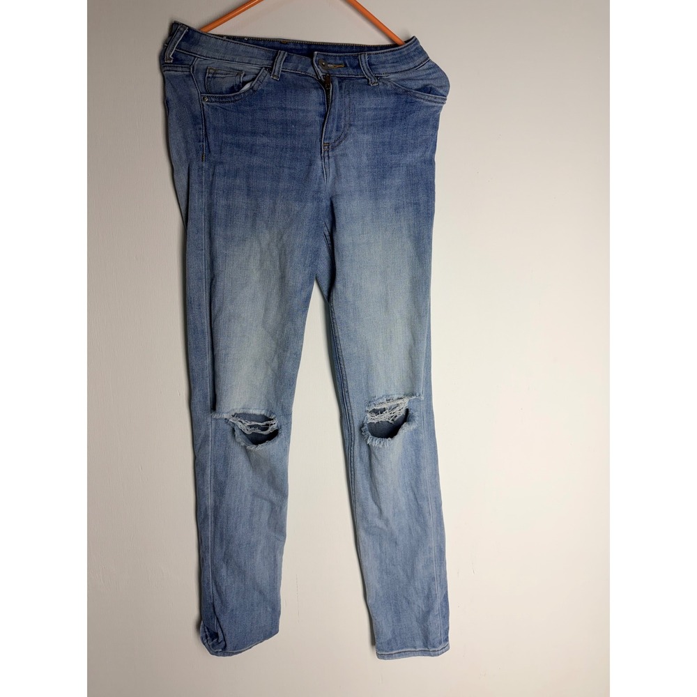 H&M Womens 26 Slim Regular Light Wash Distressed Ripped Knee Skinny Jeans